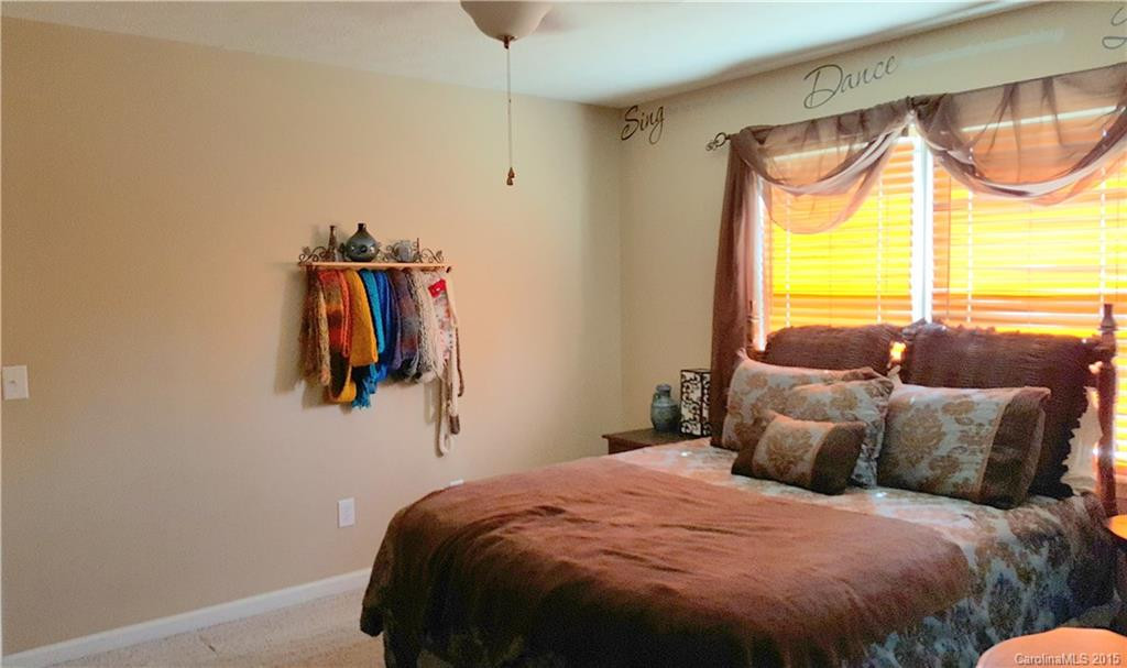 112 Woodlea Drive - Photo 9