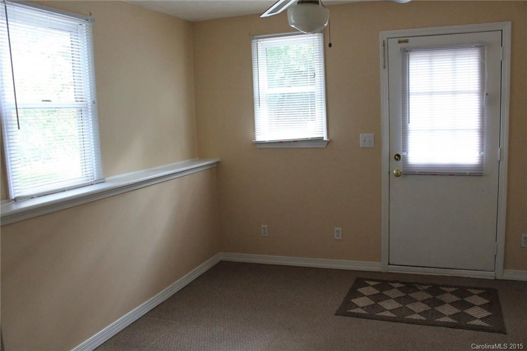 615 Dellwood Terrace - Photo 5