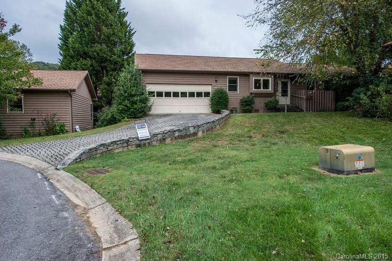 10 Greenbriar Court #10B