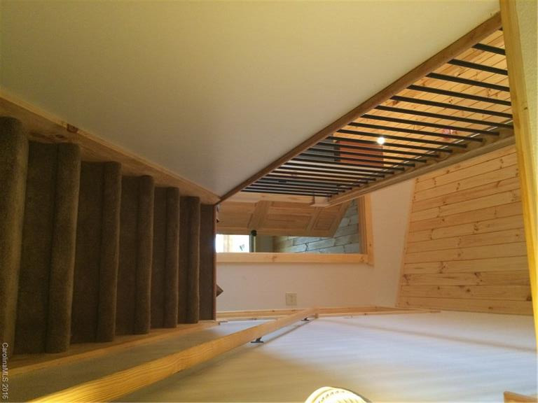 110 loafer Lane - Photo 8