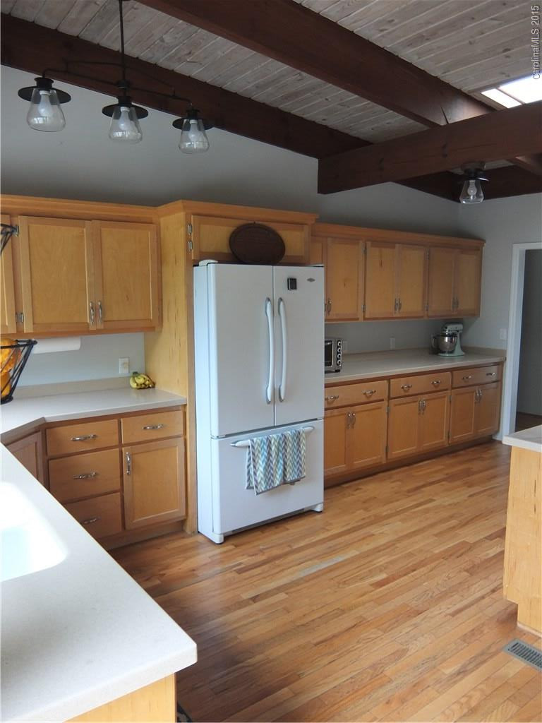 14905 US 221 - Photo 6