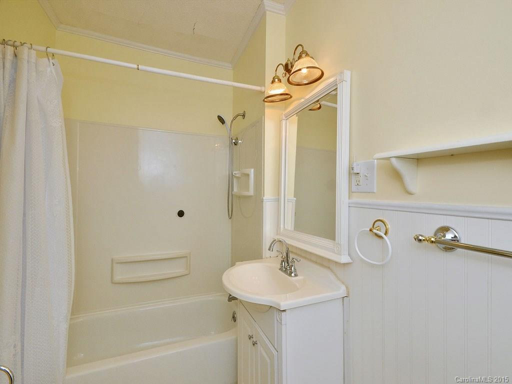 112 RESORT Street - Photo 7