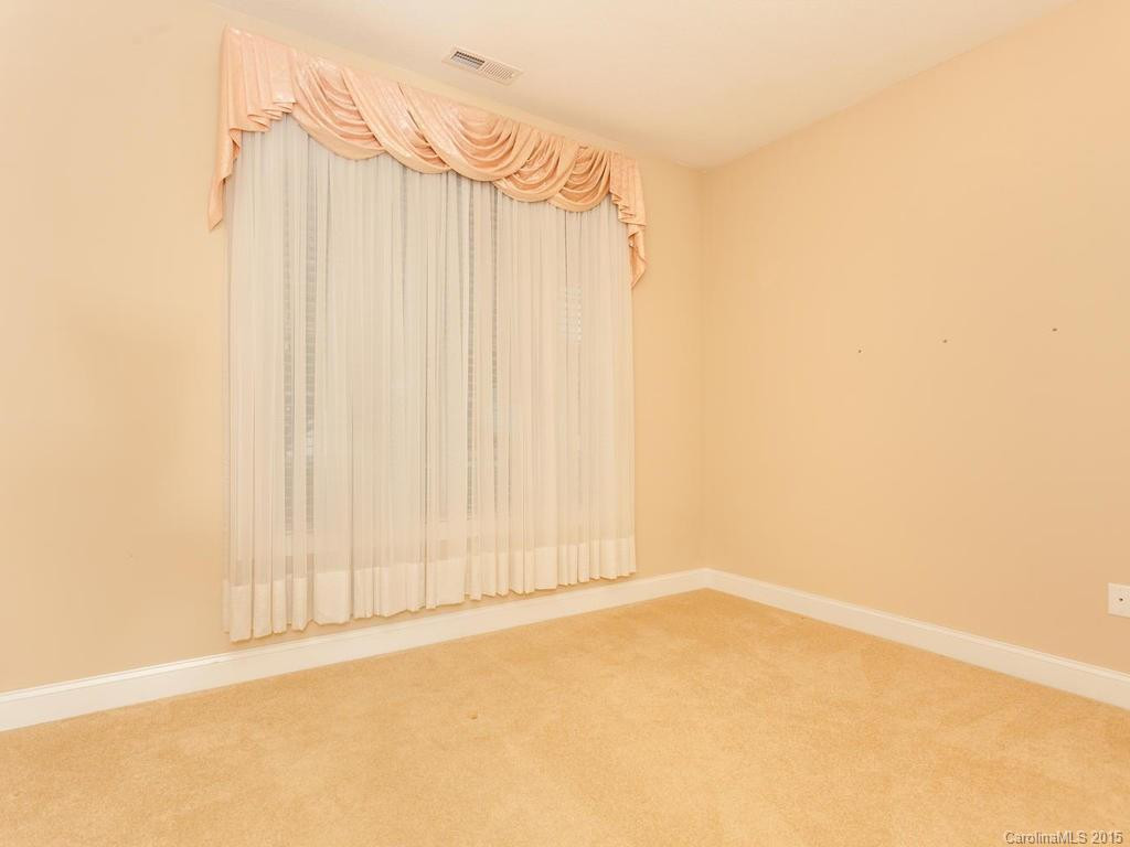 7 Eagle Ridge Lane - Photo 14