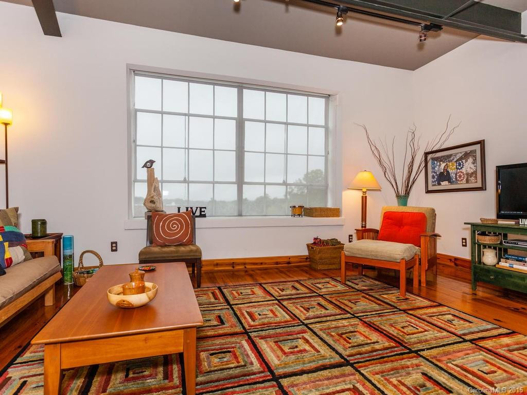 100 Coxe Avenue #306 - Photo 4