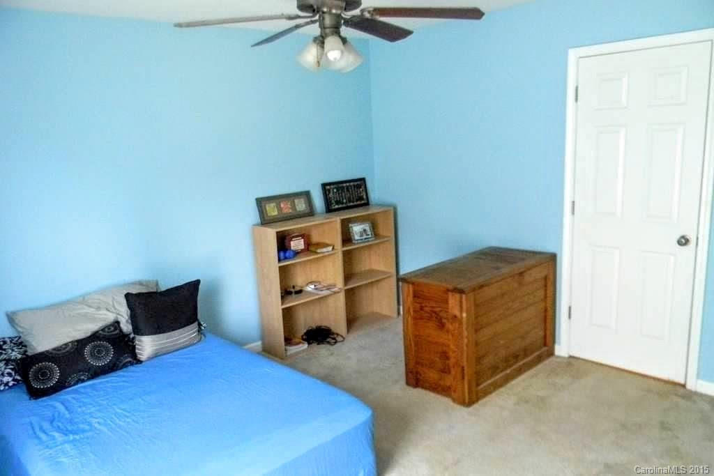 56 Torrington Avenue - Photo 16