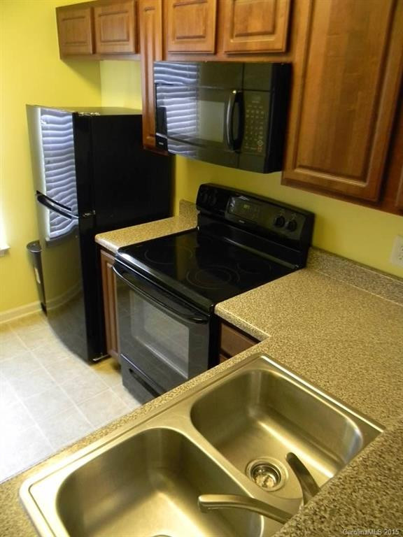 56 Torrington Avenue - Photo 7