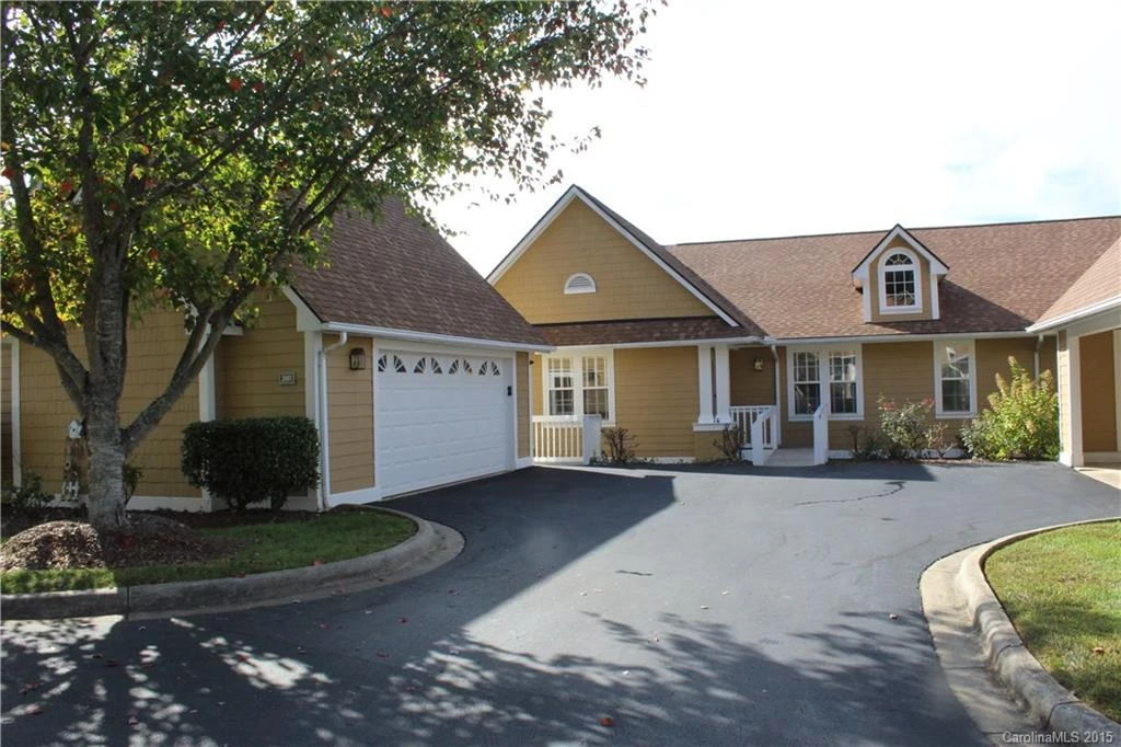 2001 Hyde Park Drive