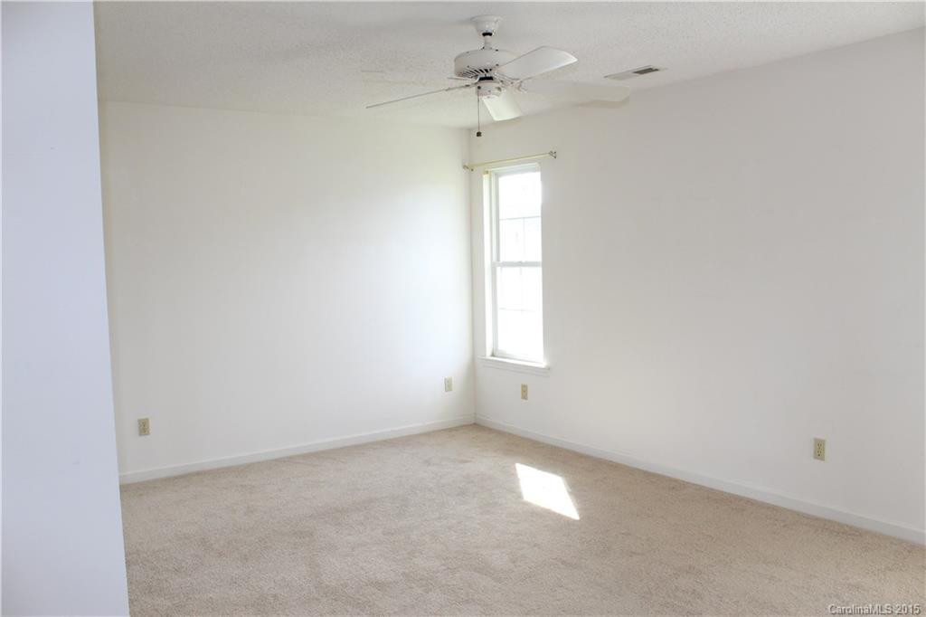 2001 Hyde Park Drive - Photo 11