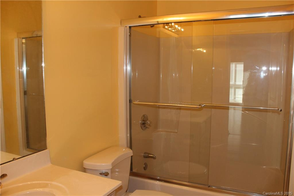 2001 Hyde Park Drive - Photo 8