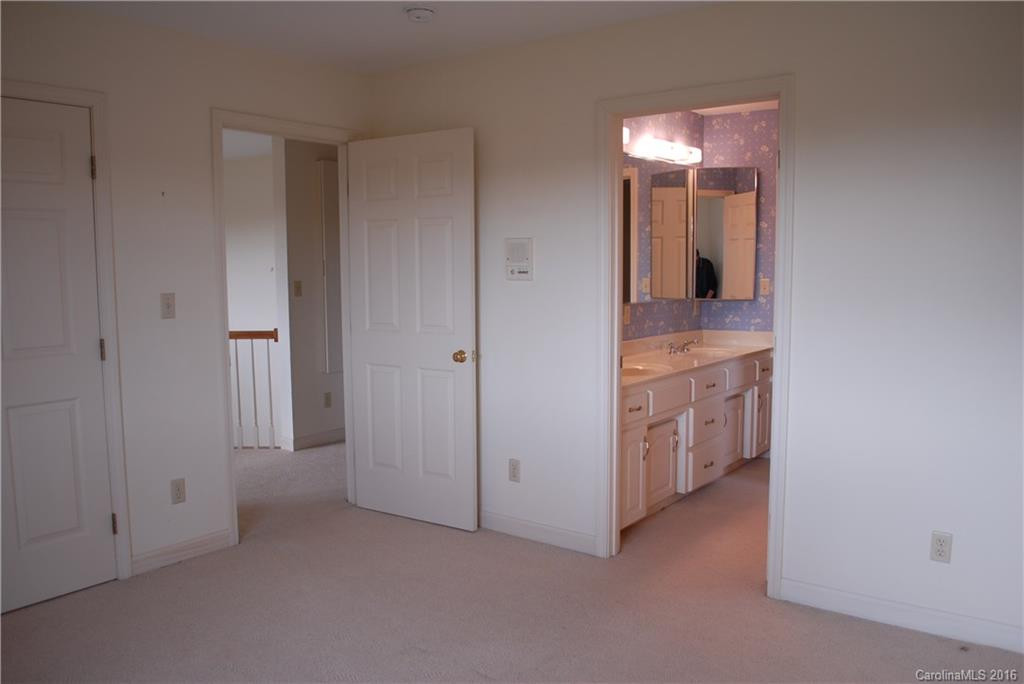 161 Walker Road - Photo 15