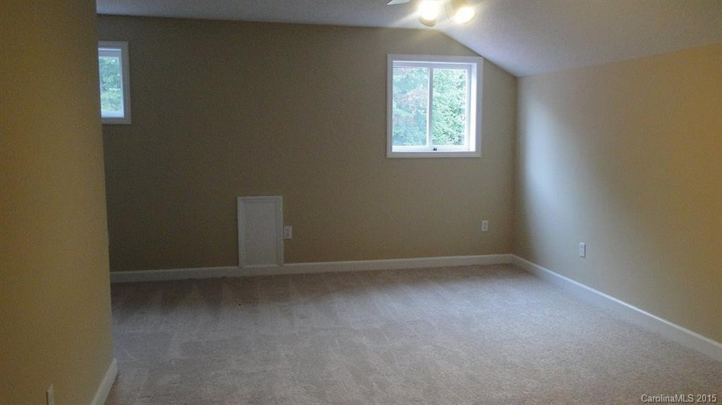 221 Wasena Lane - Photo 12