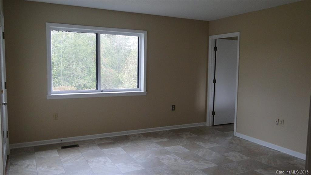 221 Wasena Lane - Photo 9