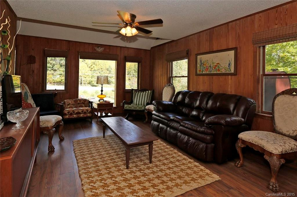 243 Westbrook Drive - Photo 5