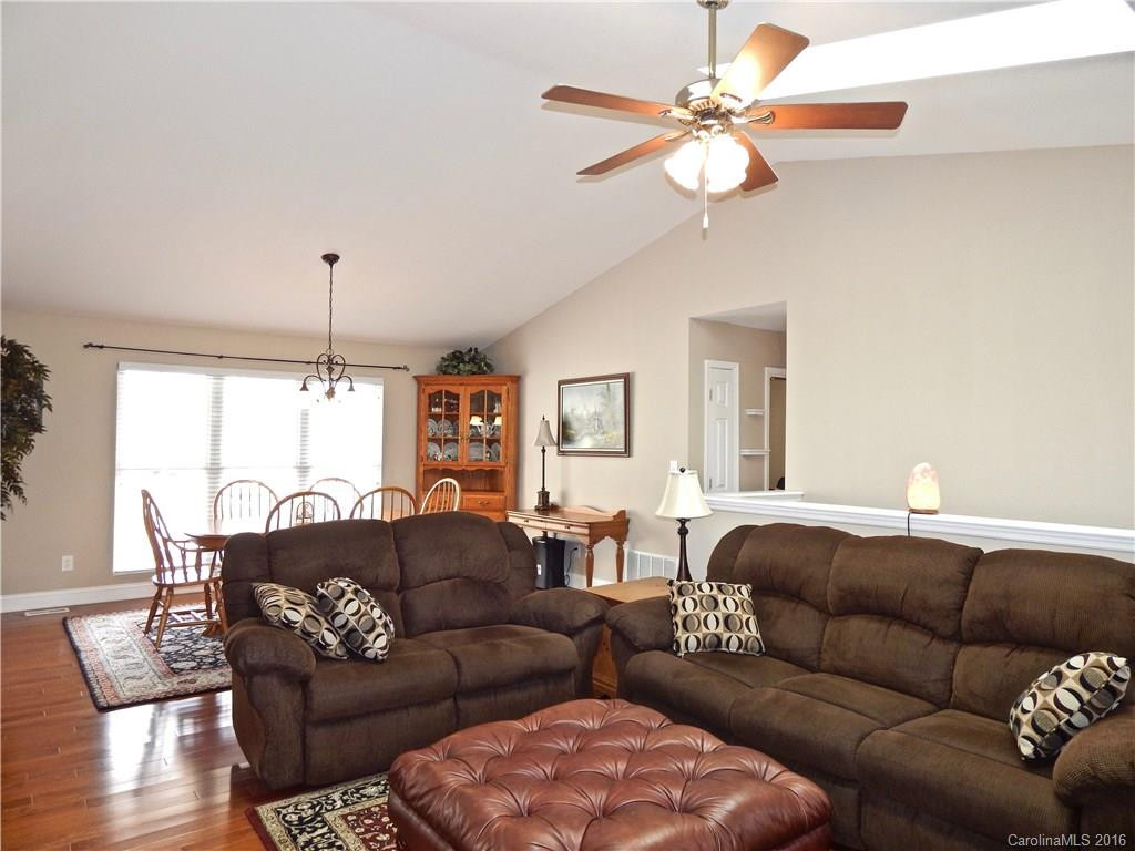 9 Eagles Nest Lane - Photo 5