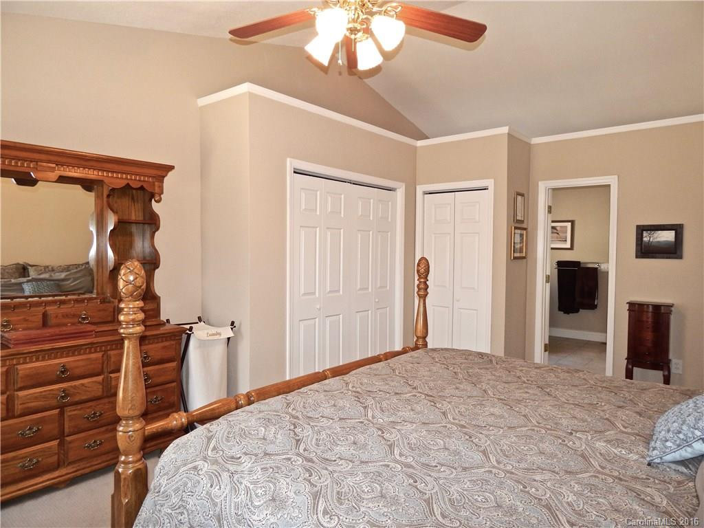 9 Eagles Nest Lane - Photo 10