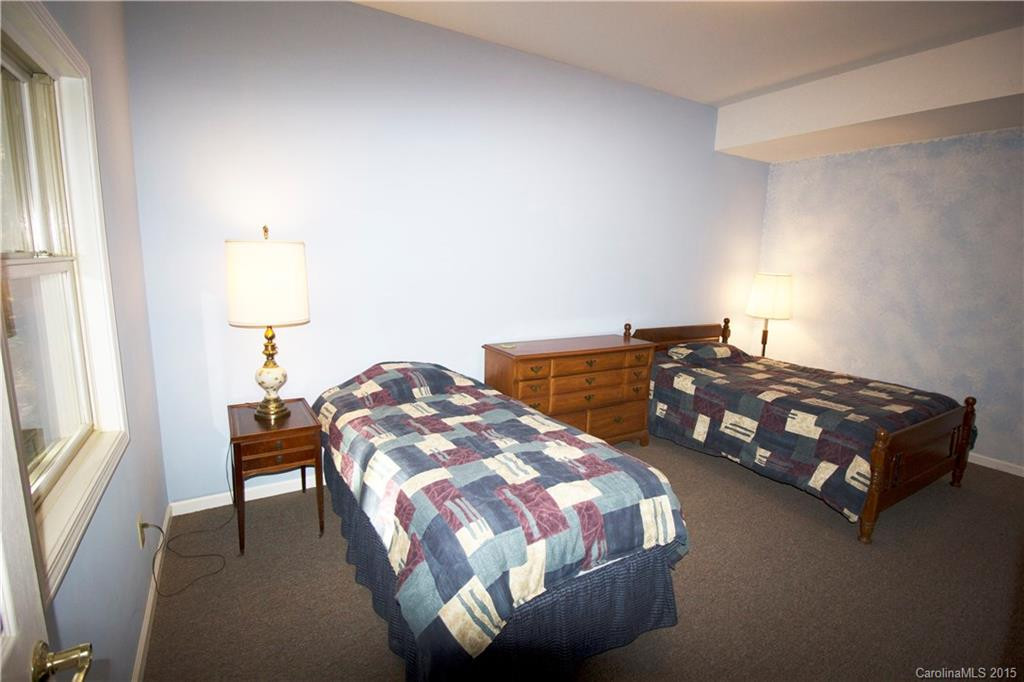 97 Spring Hollow Lane - Photo 11