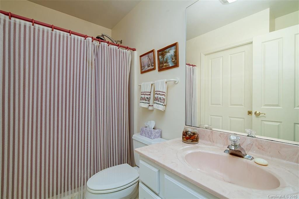 97 Spring Hollow Lane - Photo 8