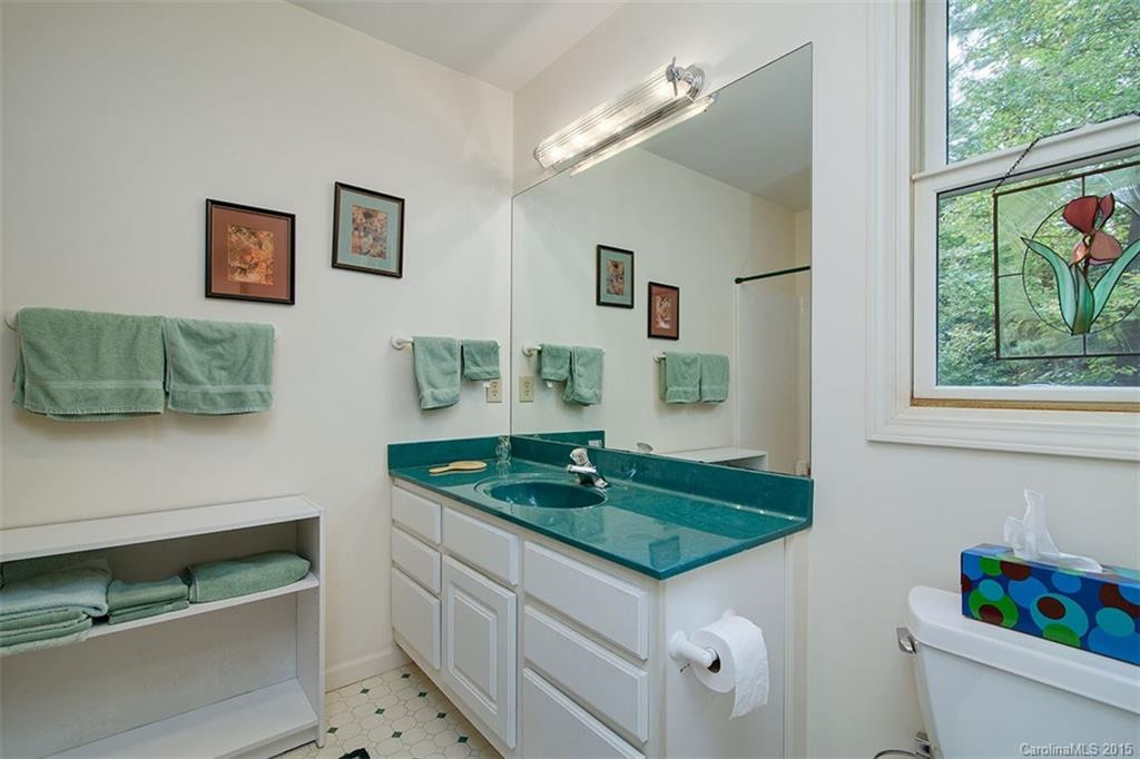 97 Spring Hollow Lane - Photo 9