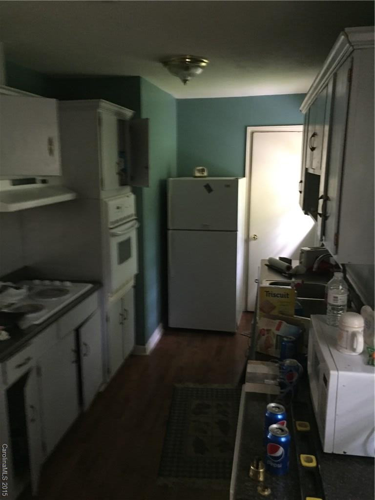 315 Royal Pines Drive - Photo 7