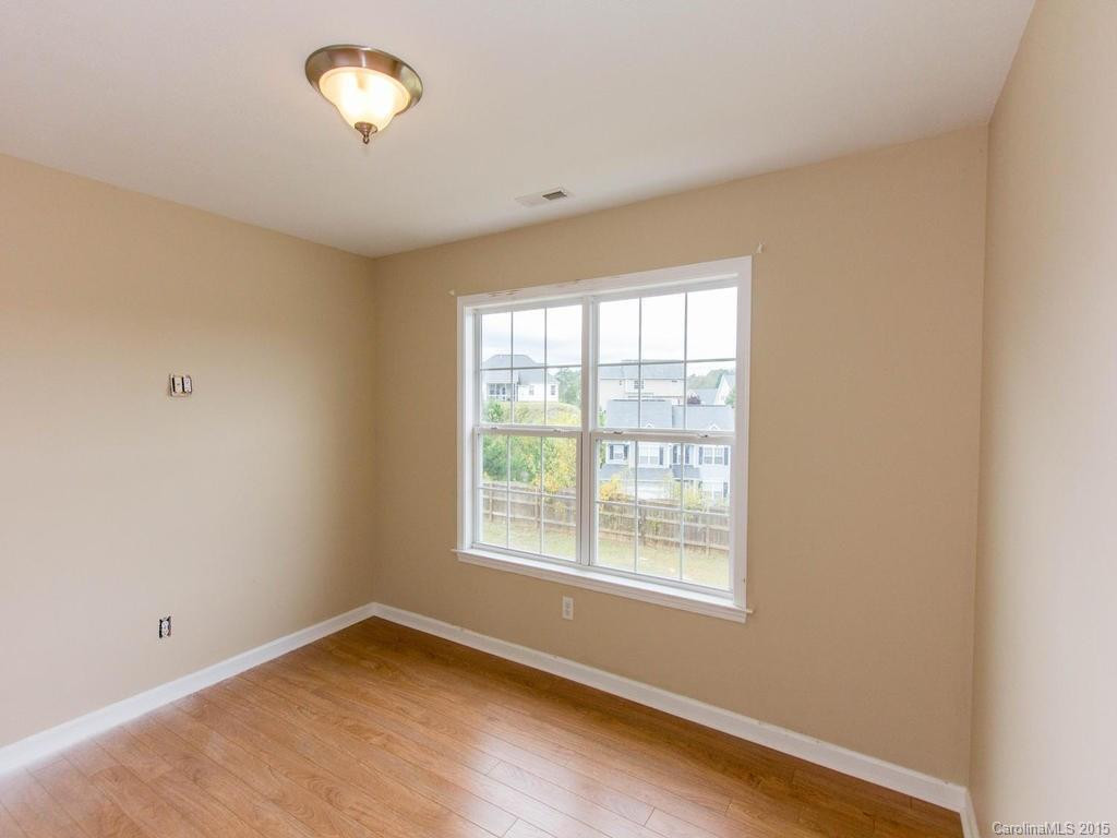 9 Stone River Drive - Photo 18