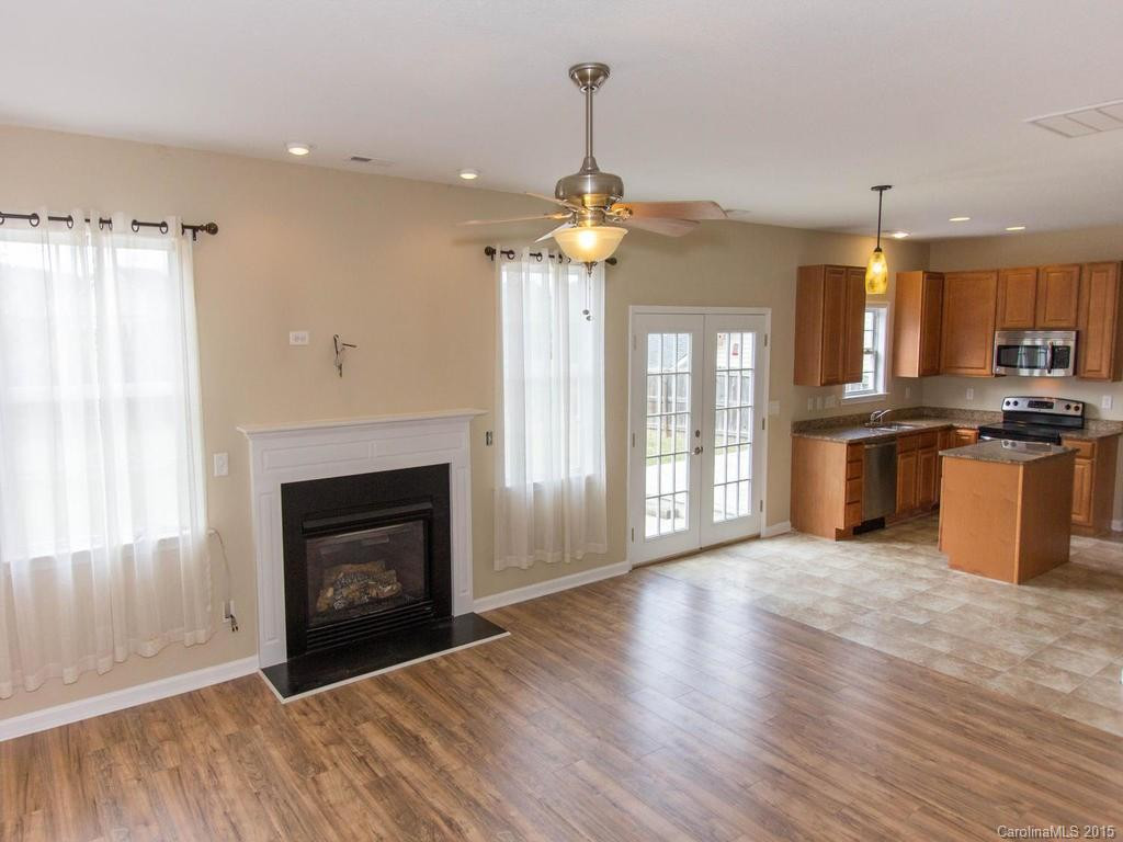 9 Stone River Drive - Photo 4