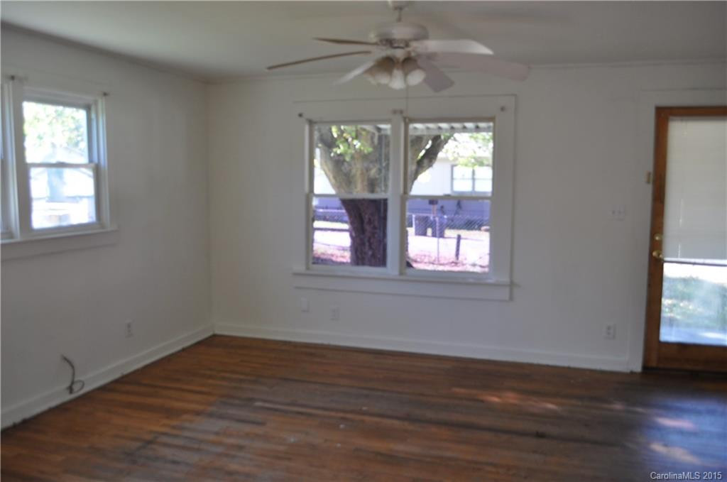 162 Robinson Street - Photo 6