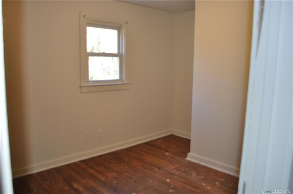 162 Robinson Street - Photo 10