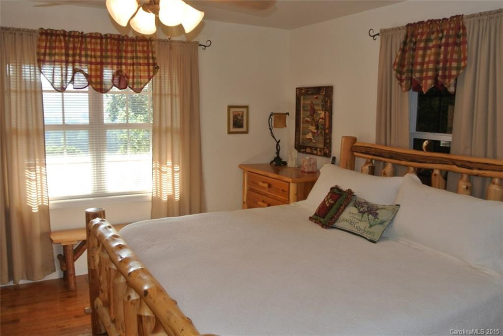 223 Pinnacle Drive - Photo 11