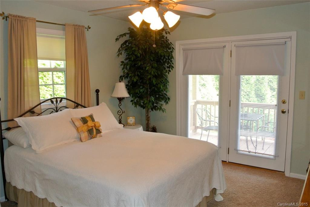 223 Pinnacle Drive - Photo 13