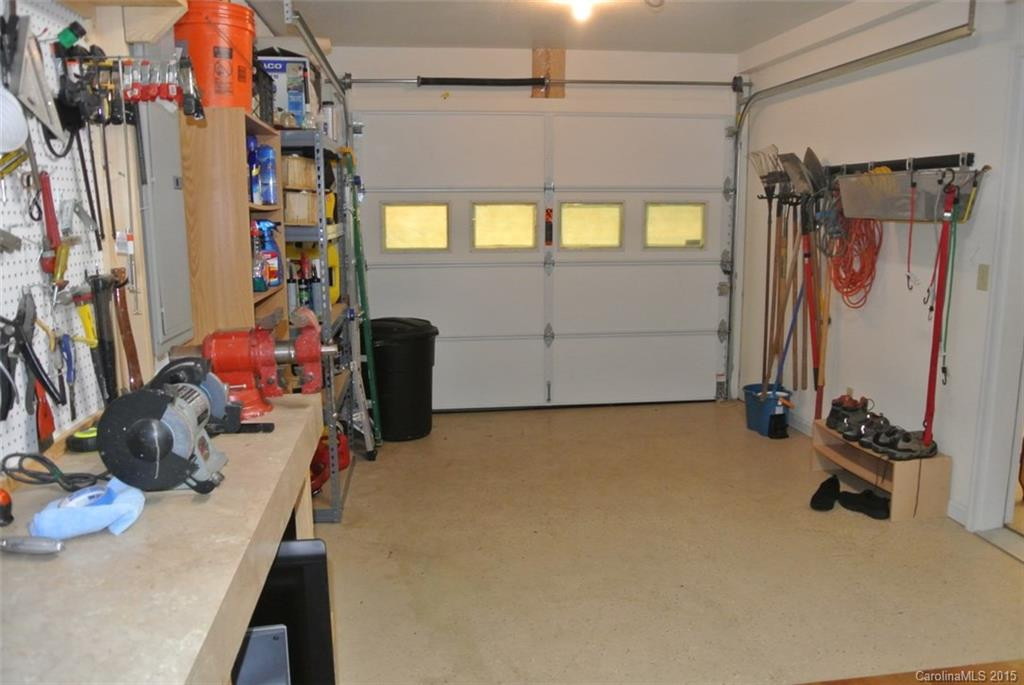 223 Pinnacle Drive - Photo 17