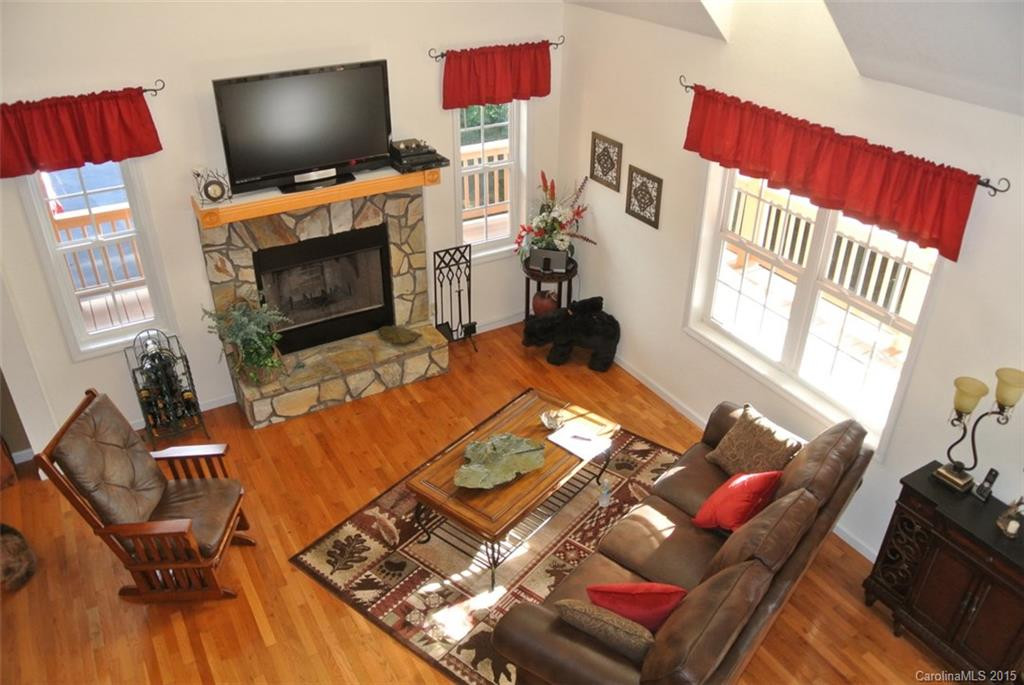 223 Pinnacle Drive - Photo 4