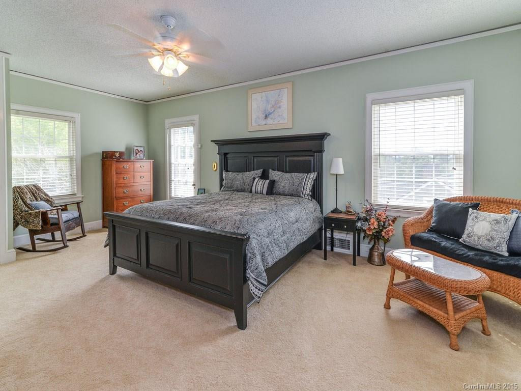 486 Kimberly Avenue - Photo 12