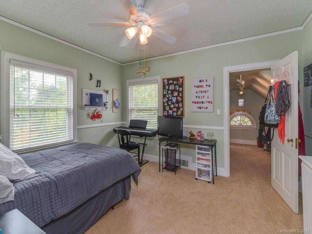 486 Kimberly Avenue - Photo 15