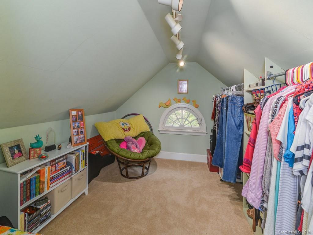 486 Kimberly Avenue - Photo 16