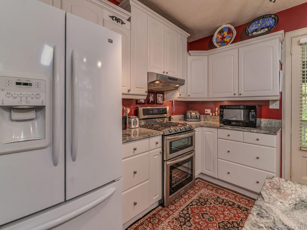 486 Kimberly Avenue - Photo 10