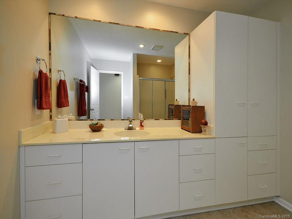 100 Independence Boulevard - Photo 10