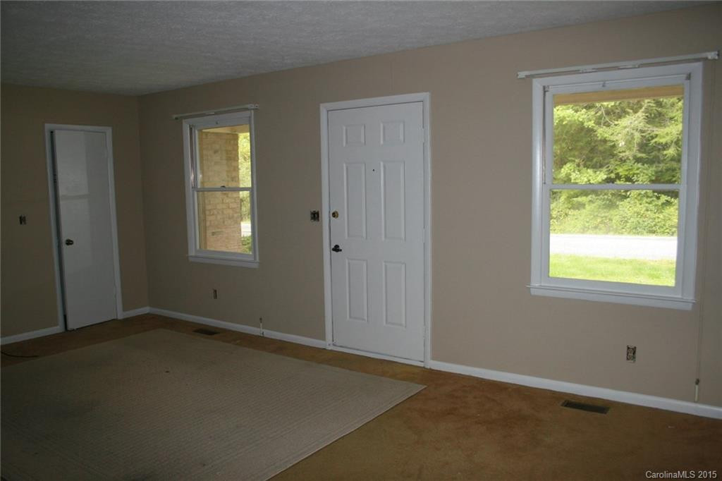 538 Carson Drive - Photo 2