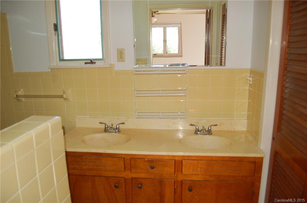 467 Coates Road - Photo 11