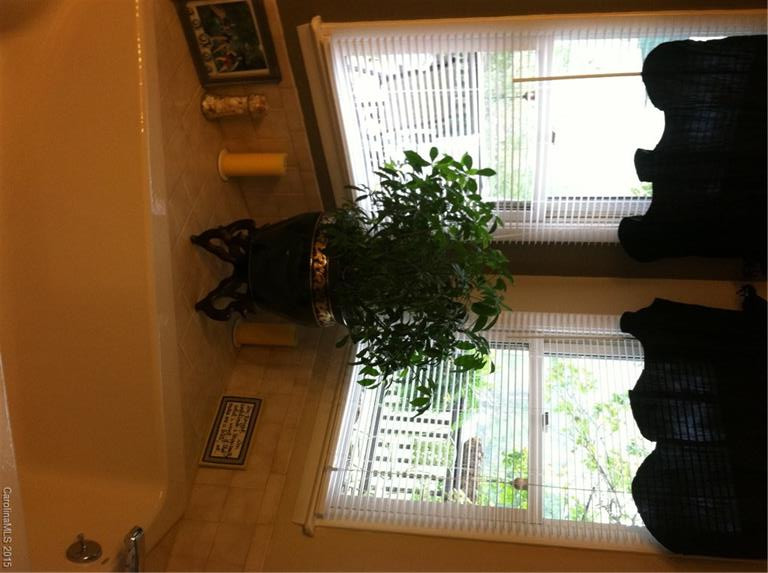 352 Longs Chapel Road - Photo 10