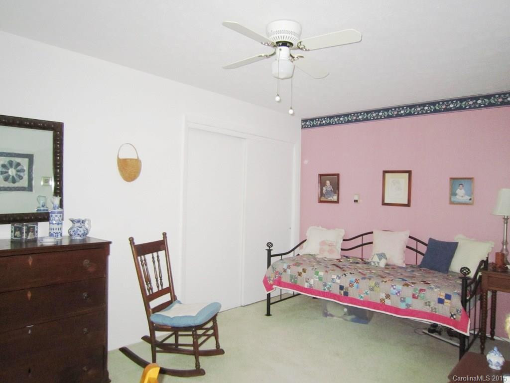 678 Mills Gap Road - Photo 13