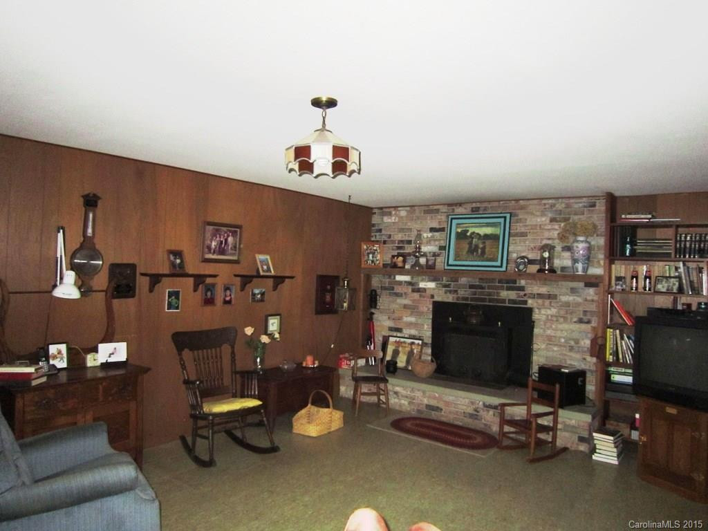 678 Mills Gap Road - Photo 16