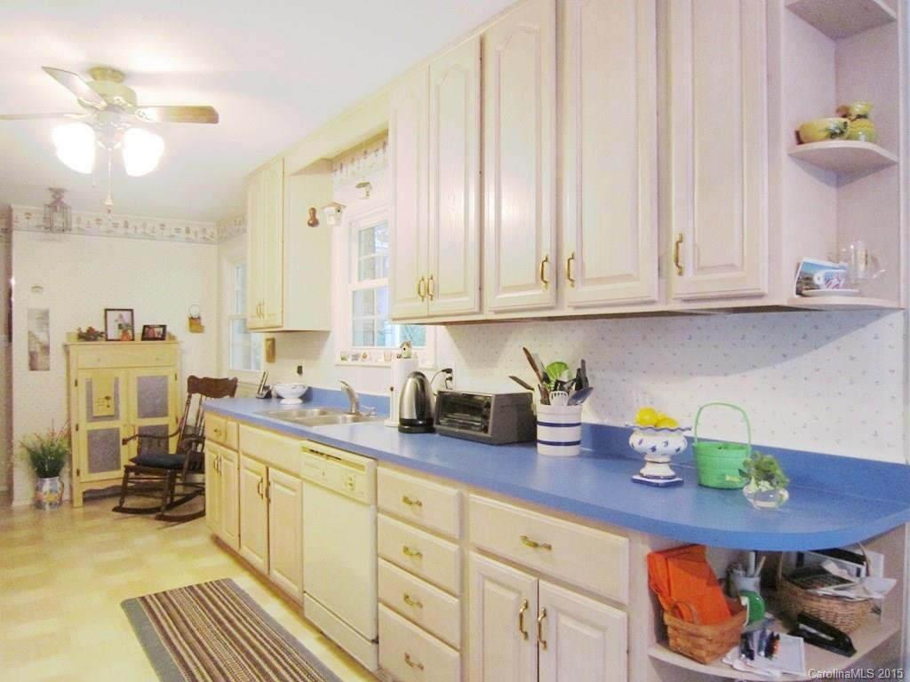678 Mills Gap Road - Photo 8