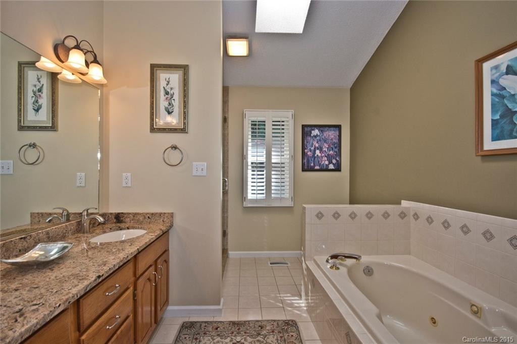 401 Secluded Forest Drive - Photo 11
