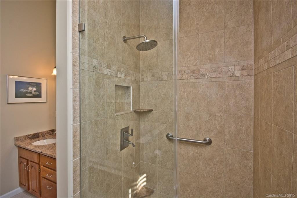 401 Secluded Forest Drive - Photo 12