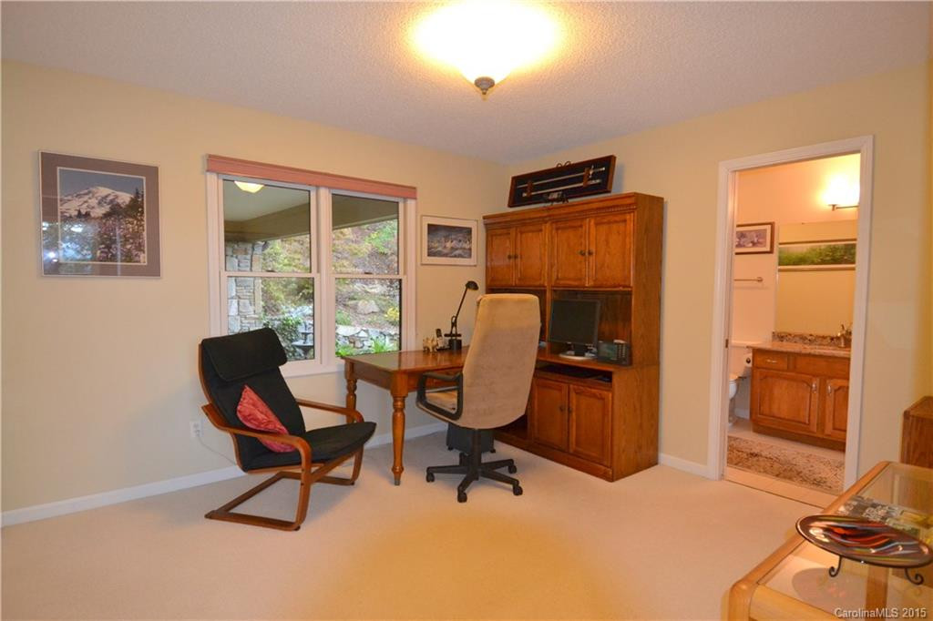 401 Secluded Forest Drive - Photo 15