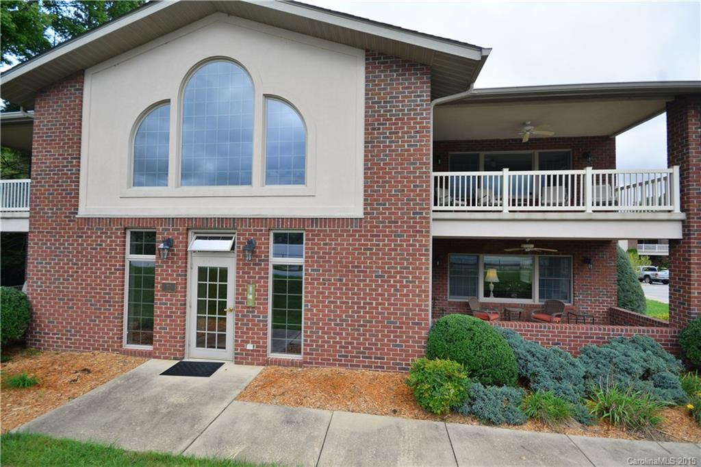 1465 Lakeshore Drive #E-2