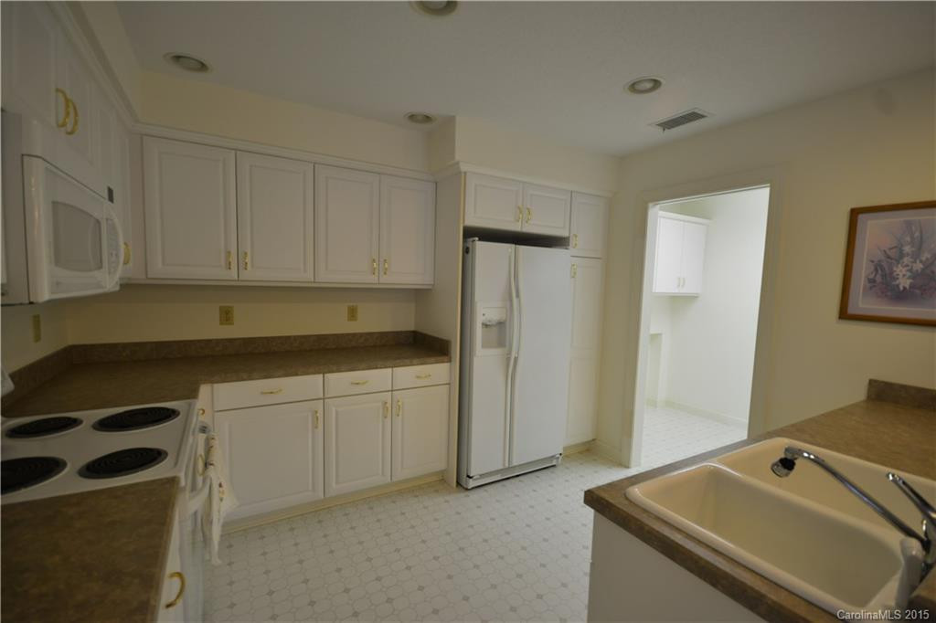 1465 Lakeshore Drive #E-2 - Photo 11