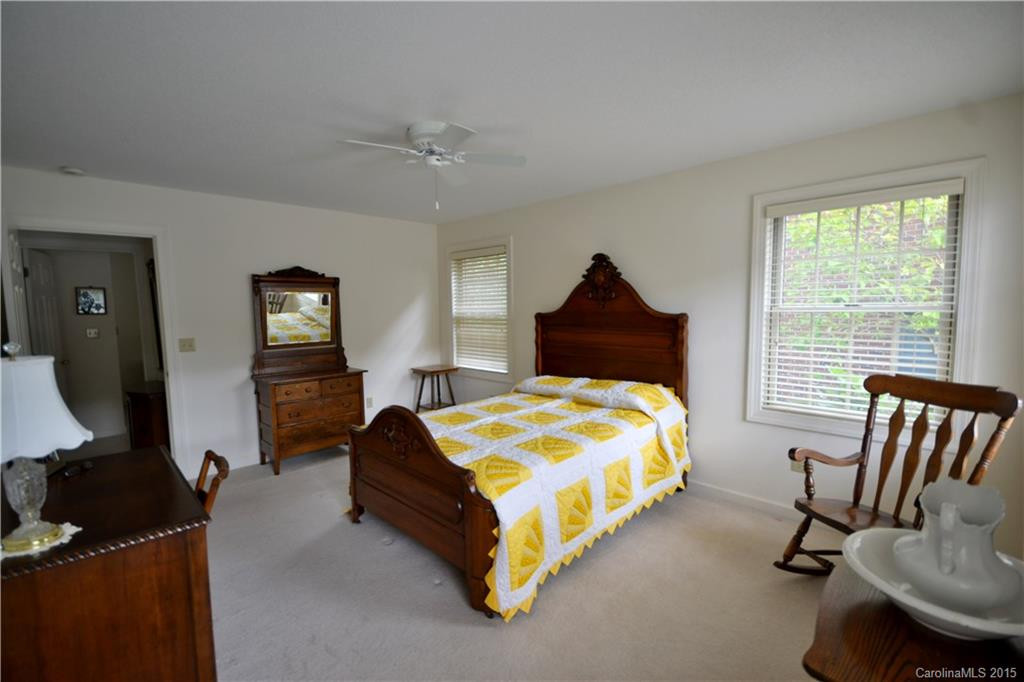 1465 Lakeshore Drive #E-2 - Photo 12