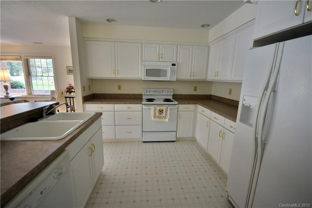 1465 Lakeshore Drive #E-2 - Photo 10