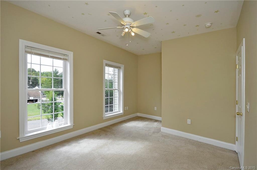 12 Forest Park Lane - Photo 17